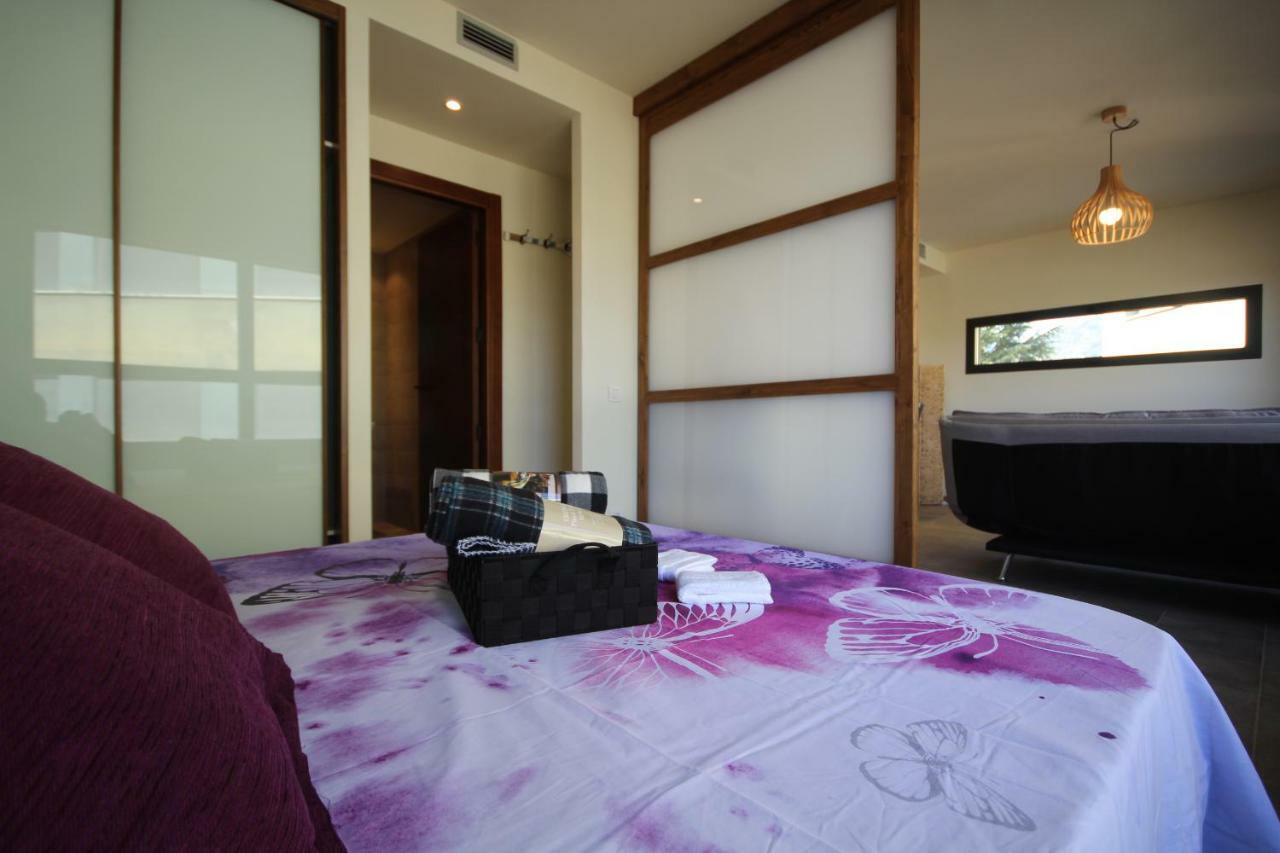 Romantic Loft Salas de Pallas Екстер'єр фото